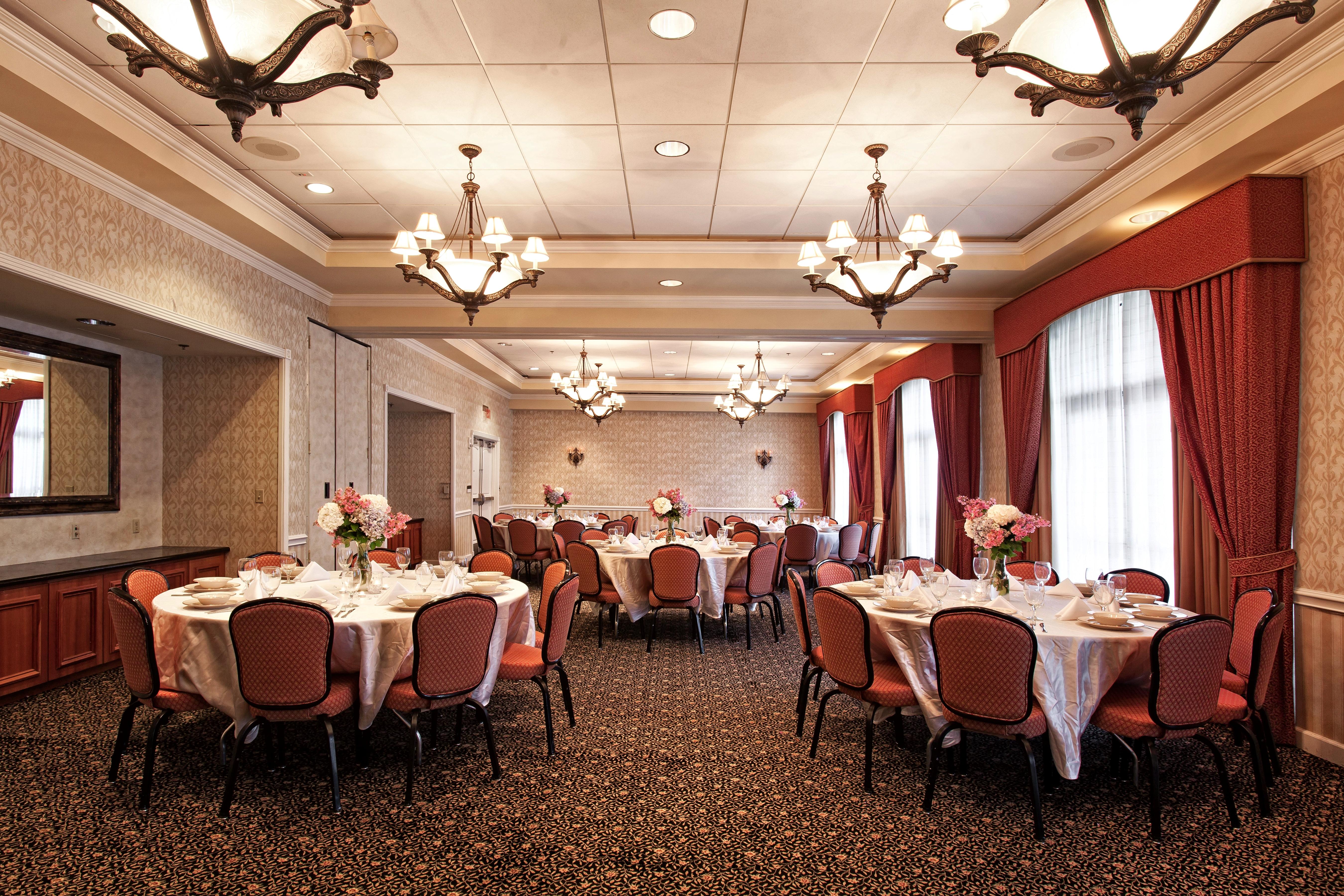 Monumental Hotel Orlando Williamsburg Экстерьер фото